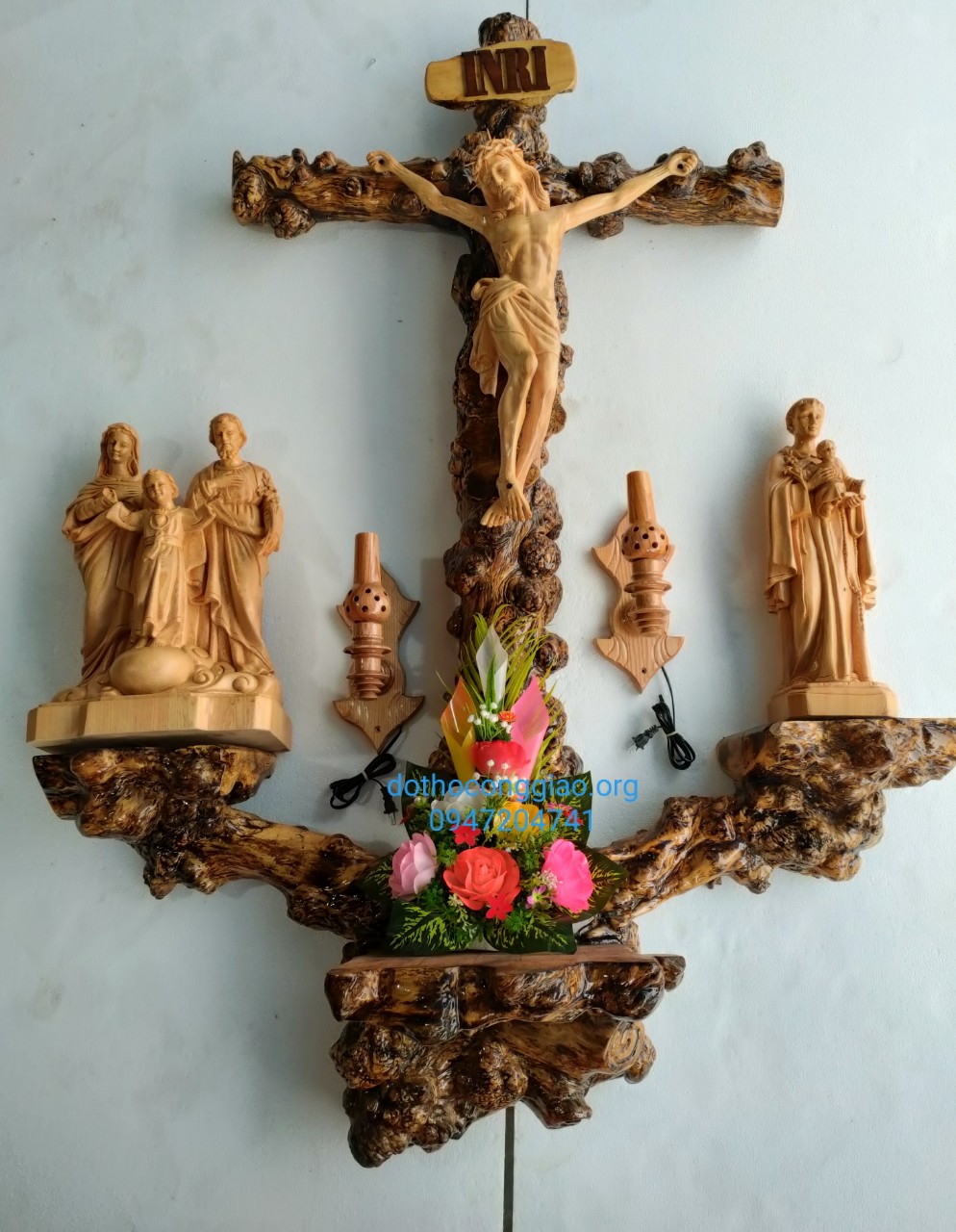 thiết kế bàn thờ Chúa